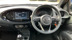 Toyota Aygo X 1.0 VVT-i Edge 5dr Petrol Hatchback